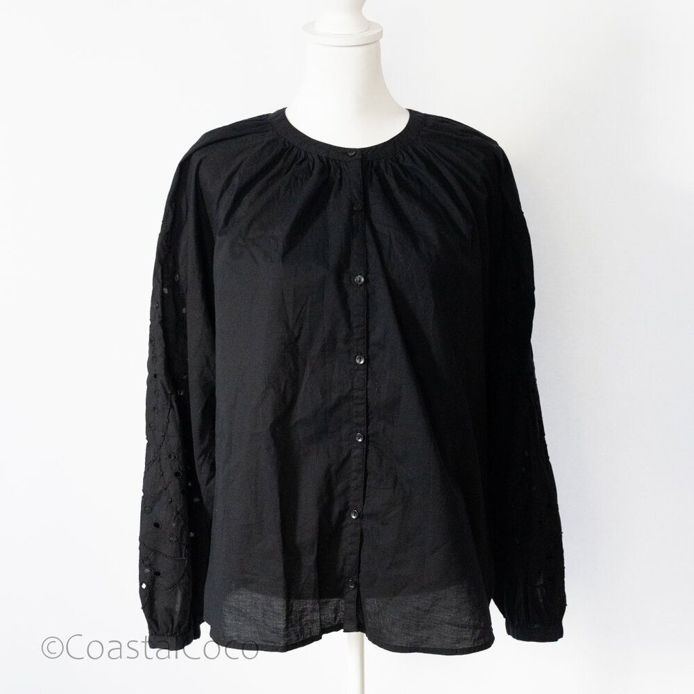 Old Navy Embroidered Peasant Shirt Large Black Button Eyelet Beach Resortwear
